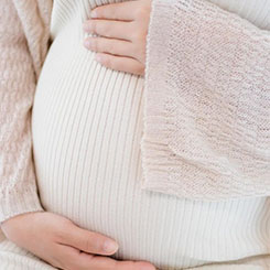 迪拉吉·辛格9️⃣ℹ/彭博新闻 新🇵🇦德里——美国科🗻🛌技巨头正竞相👨‍👨‍👦‍👦👨‍🌾